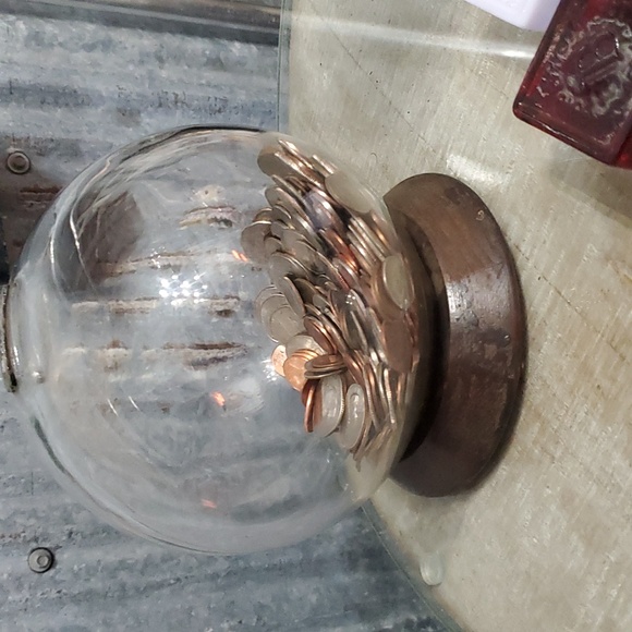 Vic Moran Bubble Bank - Picture 3 of 5